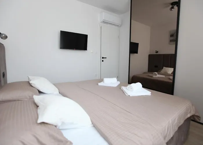 Apartment Sweet Dreams